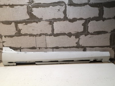 Молдинг порог правая volvo v40 ii 12+ фото №1