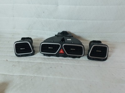 Впуск решітка повітря vw eos scirocco 1q0819728h фото №1