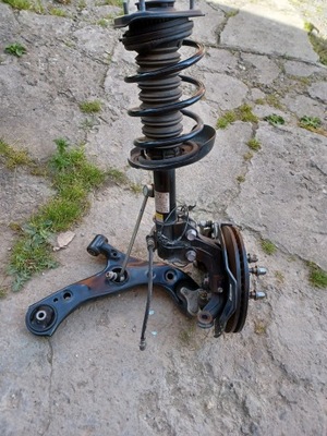 Toyota chr 2022r lift амортизационная стойка правый рычаг фото №1