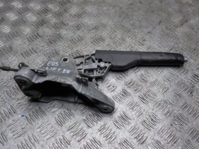 Volkswagen eos рычаг тормоза ручного фото №1