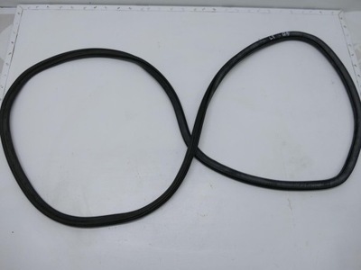 Audi q5 8r прокладка дверь левый задняя 8r0833721d фото №1