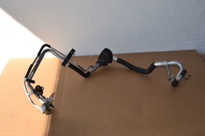 Шланг кондиціонера volvo v60 2.o d3 2011-13 фото №1