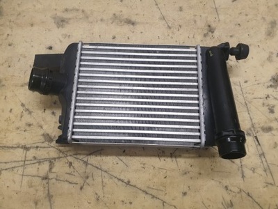 Радіатор інтеркулер renault dacia duster clio 144965154r фото №1