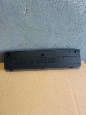 Mercedes w247 підкладка pod номерний знак реєстраційна a2478852209 фото №1