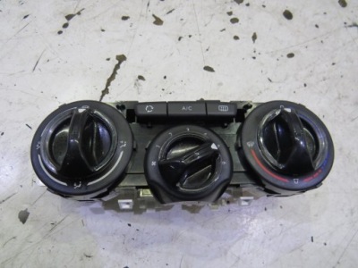 Панель кондиціонера peugeot 2008 96722483zd фото №1