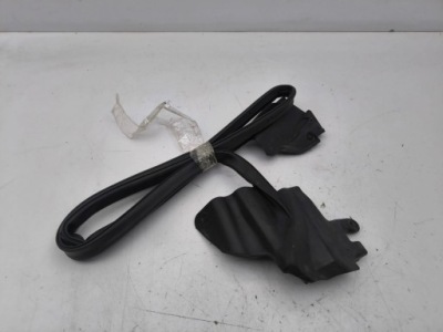 Tesla model s 2014 прокладка капот фото №1