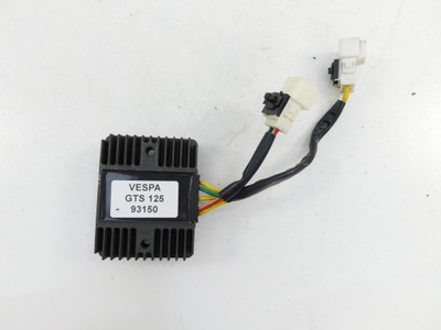 PIAGGIO VESPA GTS 125 IE REGULATOR NAPIĘCIA