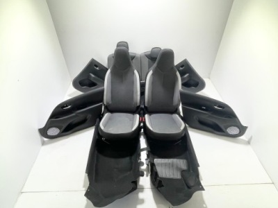 Toyota aygo ii 2 lift 5d kompletny середина салон сидіння заднє сидіння обшивки фото №1