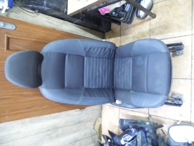 Volvo v50 s40 ii 2.0d 05' сиденье правый перед фото №1