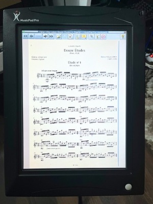 Music Pad Pro - FreeHand Systems profesjonalny tablet muzyczny foot. Roland