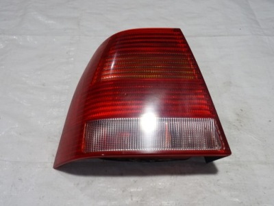 Лампа задня задня задня ліва vw bora 1j5 sedan фото №1