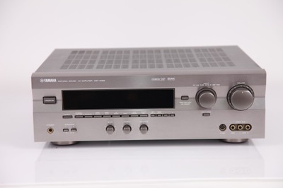 Amplituner YAMAHA DSP-A595