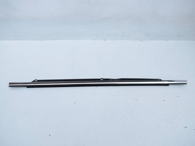 Молдинг ущільнювач двері правий задня хром audi q7 4l 4l0853763 фото №1