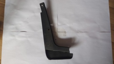 Брызговик правый перед toyota corolla e16 e18 13-19 фото №1