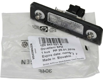 Лампа освещение номерного знака skoda octavia ii roomster 1z0943021b оригинал фото №1
