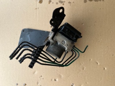 Насос модуль abs renault twingo 1998-2007 8200229137 фото №1