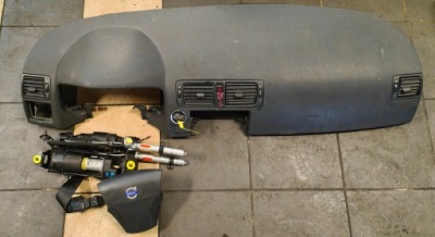 Volvo v50 06r приборная панель приборная подушка безопасности ремни фото №1