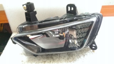Фара противотуманная перед p volkswagen оригинальный номер 2g0941662 фото №1