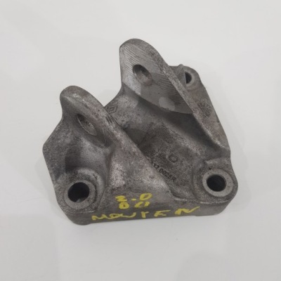 Кронштейн renault laguna iii 2.0 dci m9r 113320028r фото №1