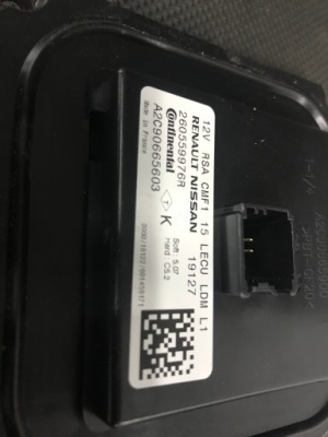 Renault оригінальний номер перетворювач модуль led 260559976r фото №1