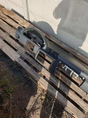 Bmw e36 compact панель приладів приладова консоль фото №1