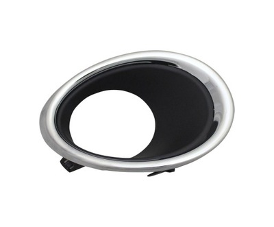 Решітка радіатора бампера nissan rogue sport 2017- 622566ma0a фото №1