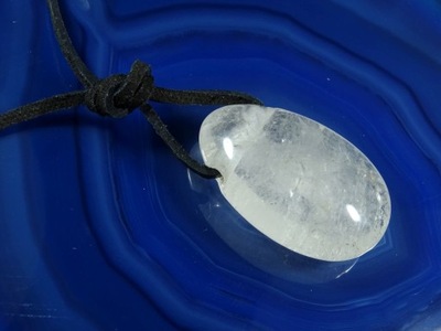 Kryształ górski szlifowany kryształ wisior 1szt11