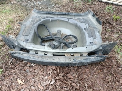 Pas задний + балка пол багажника hyundai i40 kombi фото №1