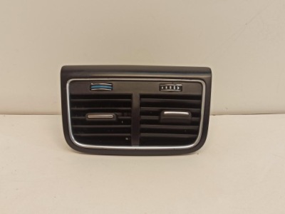 Audi a4 b8 решётка обдув задняя 8k0819203h фото №1