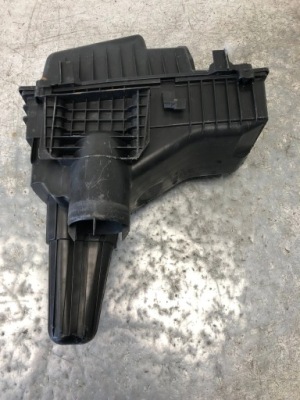 Корпус фільтра повітря peugeot 607 9629040380 фото №1