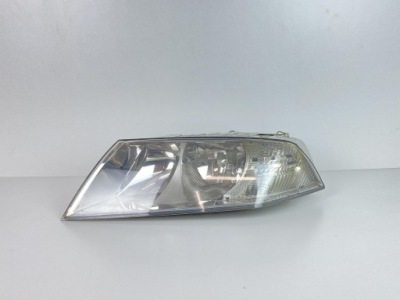 Skoda octavia ii лампа ліва передня 2004-2008 фото №1