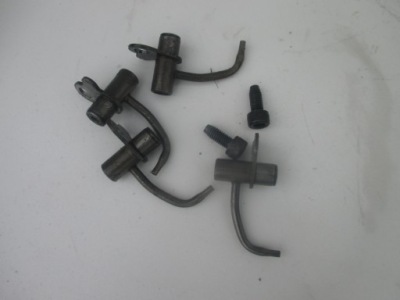 Насадка распылитель масла toyota avensis t27 lift verso rav4 auris 2.2 d4d d-cat фото №1