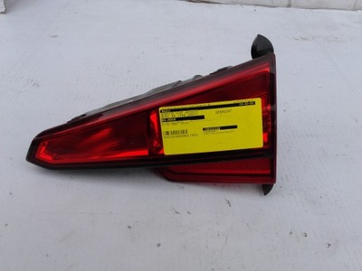 Лампа задня w кришка audi a4 b9 sedan фото №1