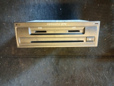 Audi a8 d4 мультимедіа задня 4h0035776g фото №1