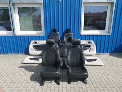 Chrysler pacifica ii lift комплект сидінь обшивки 7 осіб фото №1