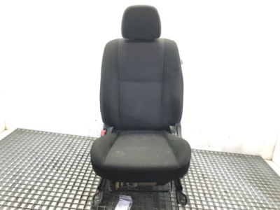 Сиденье левый перед mitsubishi lancer viii хэтчбек фото №1