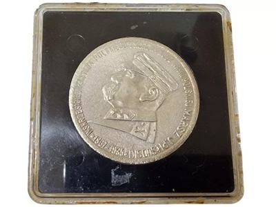 MEDAL PIŁSUDSKI WSKRZESICIEL BELWEDER 1935