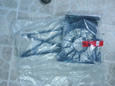 Корпус вентилятора opel vectra b 1.8, 2.0 1341155 фото №1