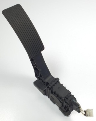 Педаль потенциометр газа mercedes w177 a1773001800 фото №1