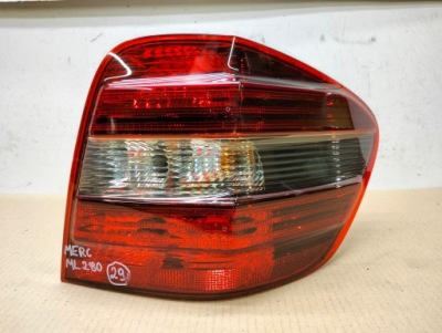 Лампа правая задняя mercedes ml w164 lata 2005-2008 фото №1