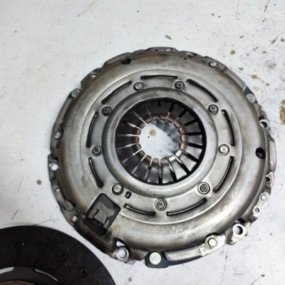 Opel zafira b lift 1.7 зчеплення диск притиск фото №1