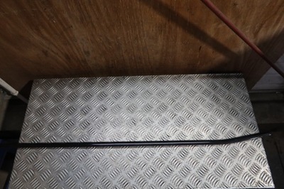 Молдинг двері права bmw e71 61055931 фото №1