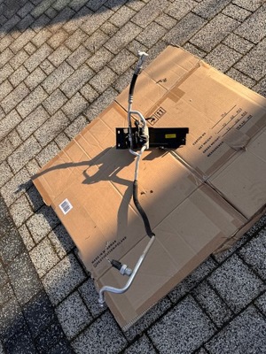 Nissan leaf i ze0 шланг трубка кондиционера клапан 443310-1192 924483nl1a фото №1