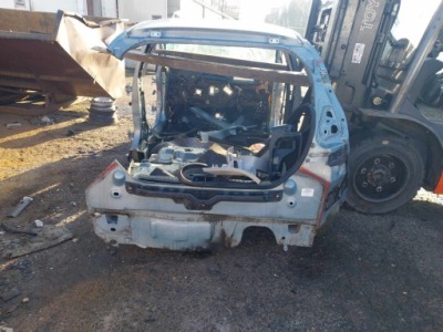 Ford fiesta vii mk7 hb 5d панель  задня ванна  79 фото №1