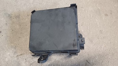 Nissan pulsar корпус запобіжників фото №1