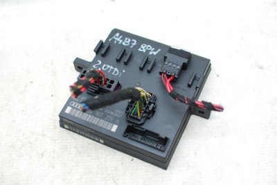 Audi a4 b7 модуль світла 8e0907279n фото №1