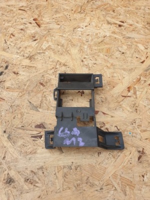 Mercedes cla w117 кронштейн радара a1178850056 фото №1