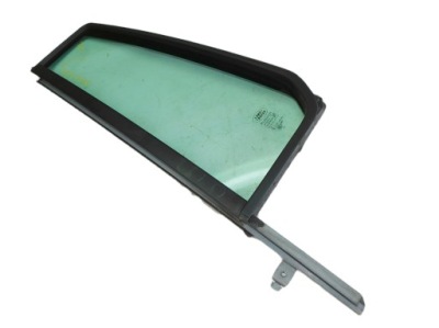 Discovery iii l319 04r стекло дверь задняя левый фото №1