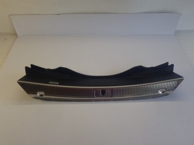 Audi a8 d4 рестайлинг  молдинг накладка багажника 4h0863471 фото №1