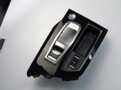 Панель тормоза рамка peugeot 3008 ii 5008 ii 2016- фото №1